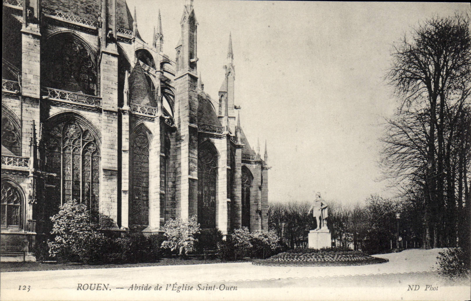 CPA Rouen Abside de l'Eglise Saint Ouen 