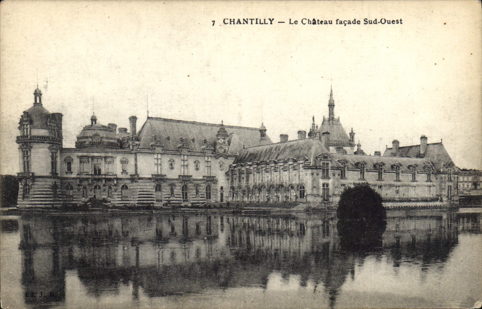 CPA Chantilly Le Chateau facade Sud Ouest