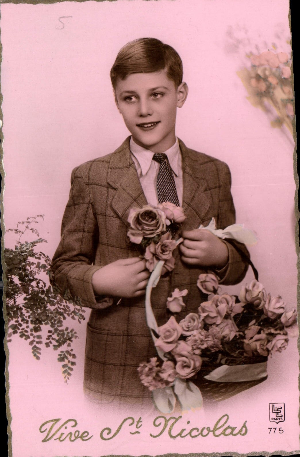 CPA Vive St Nicolas Enfant Fleurs