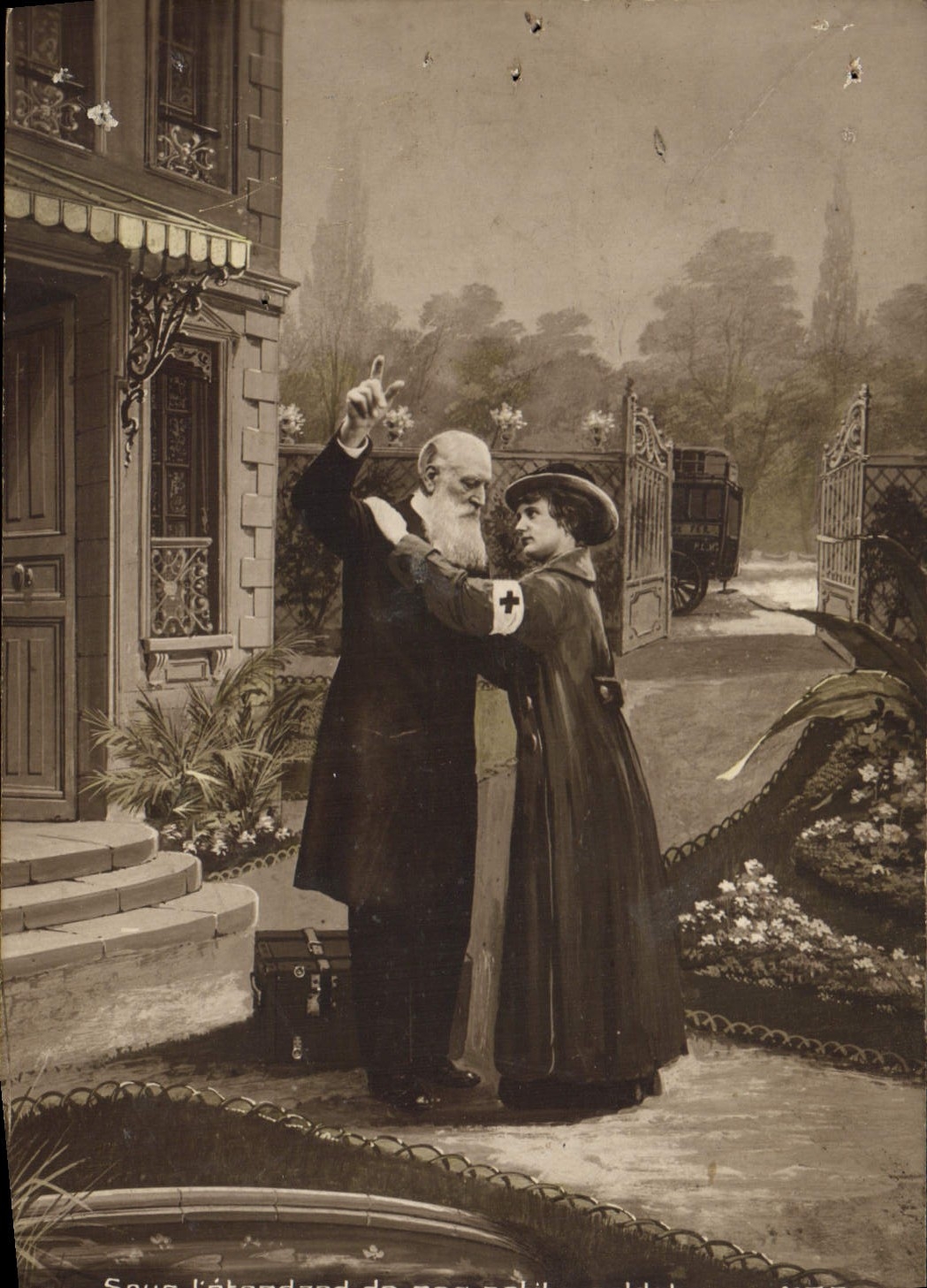 CPA femme Croix Rouge