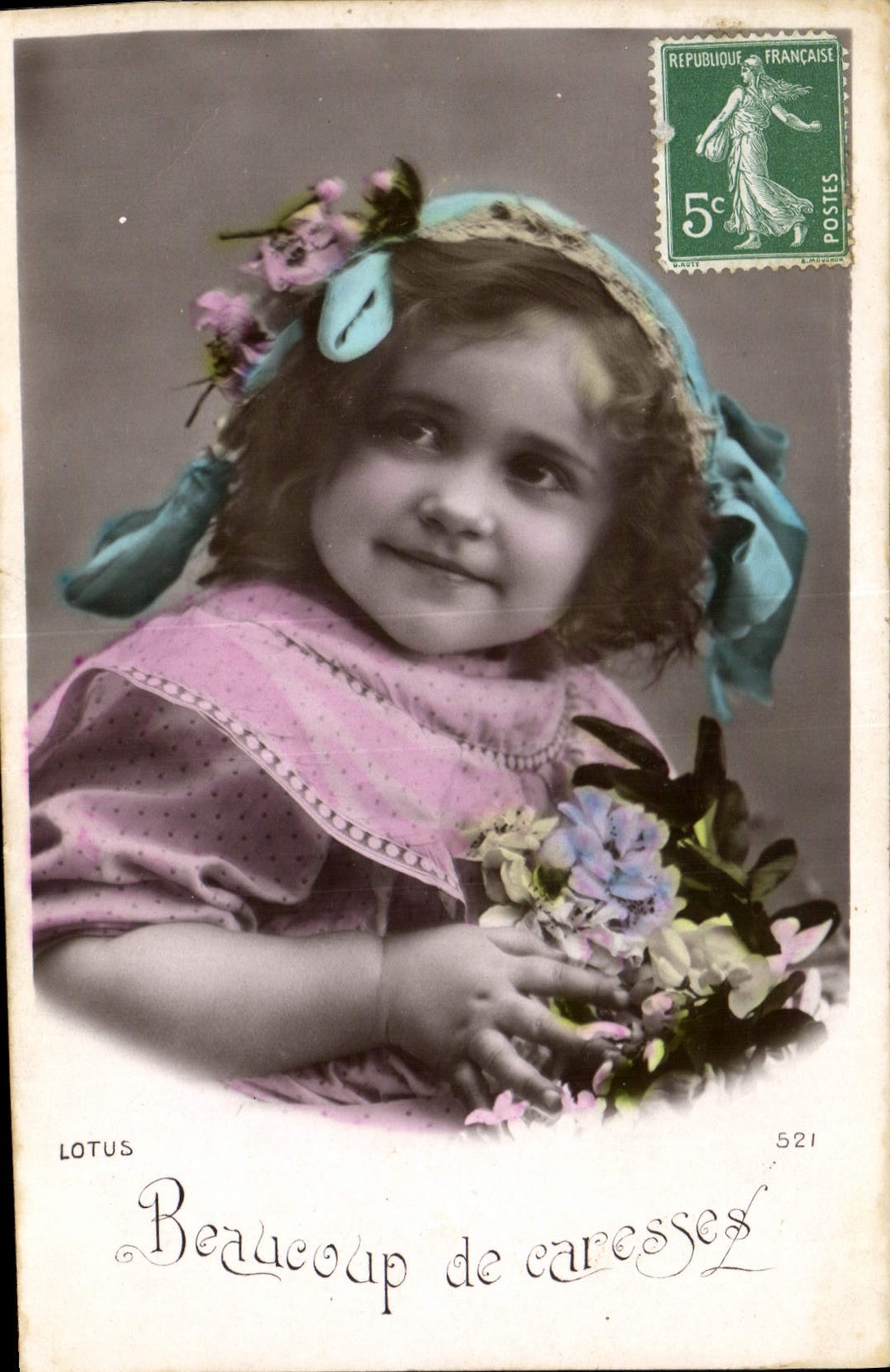 CPA Lotus Beaucoup de caresses Enfant