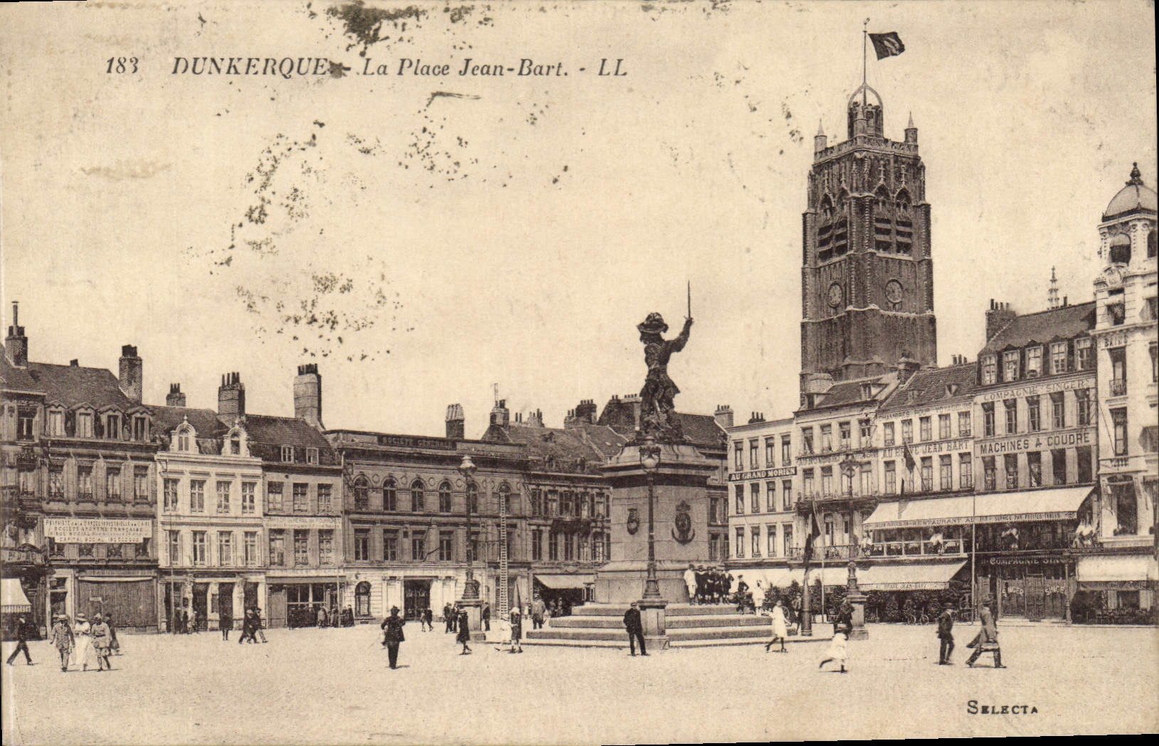 CPA Dunkerque La Place Jean Bart 