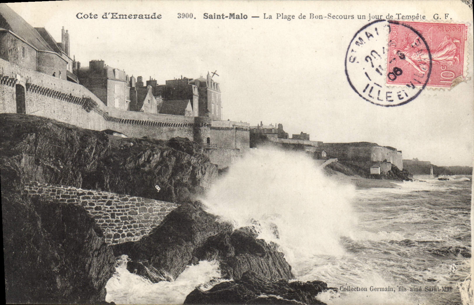 CPA Cote d'Emeraude Saint Malo La Plage de Bon Secours un jour de Tempete 