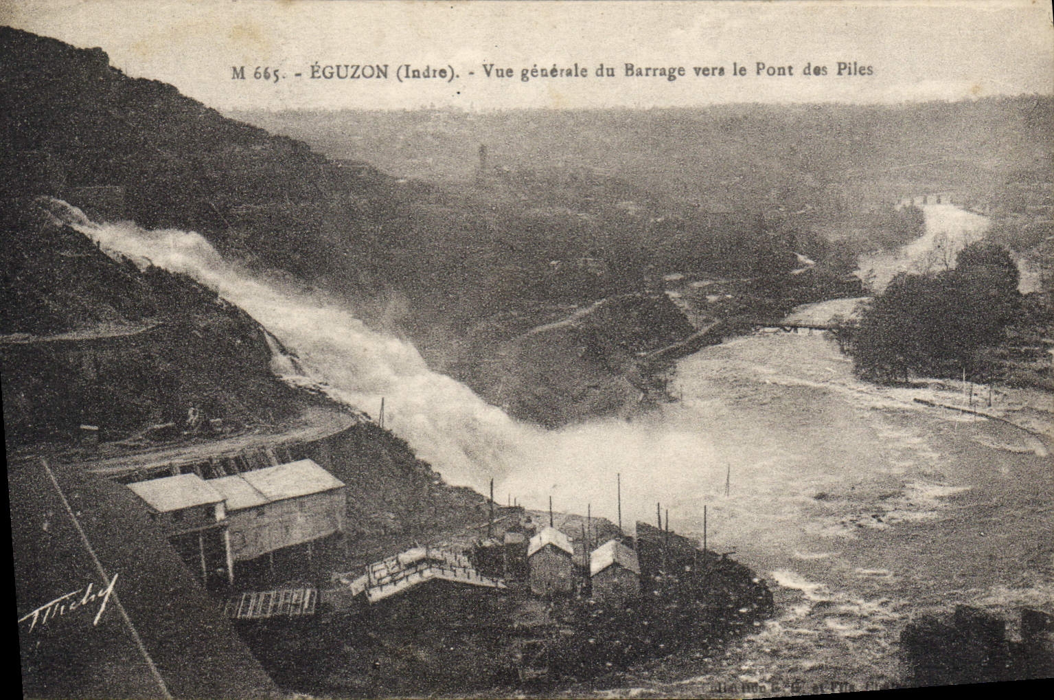 CPA Eguzon Indre Vue generale du Barrage vers le Pont des Piles