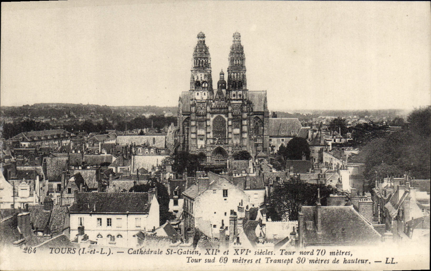 CPA Tours L et L Cathedrale St Galien XII et XVI siecles 