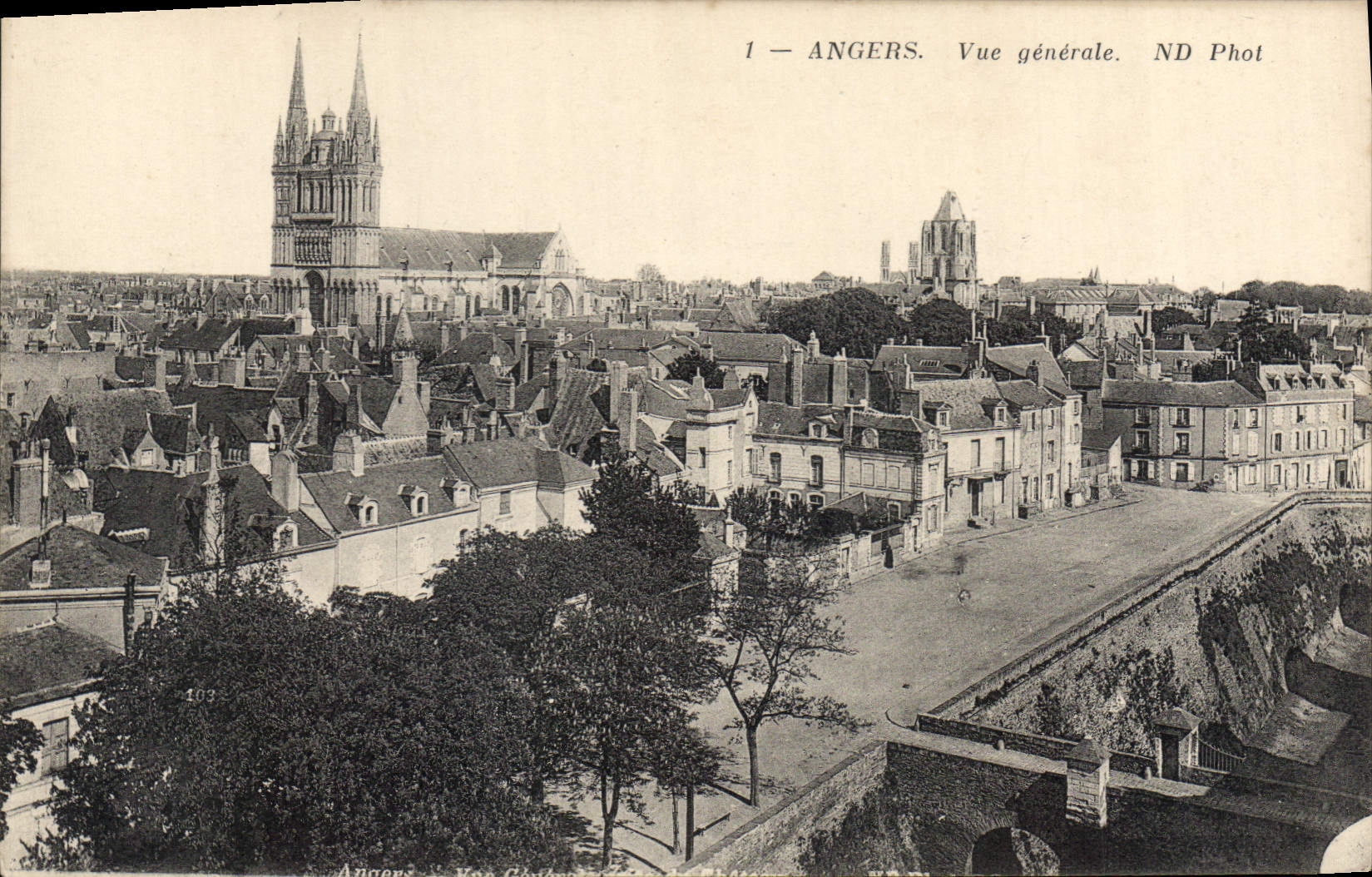 CPA Angers Vue generale 