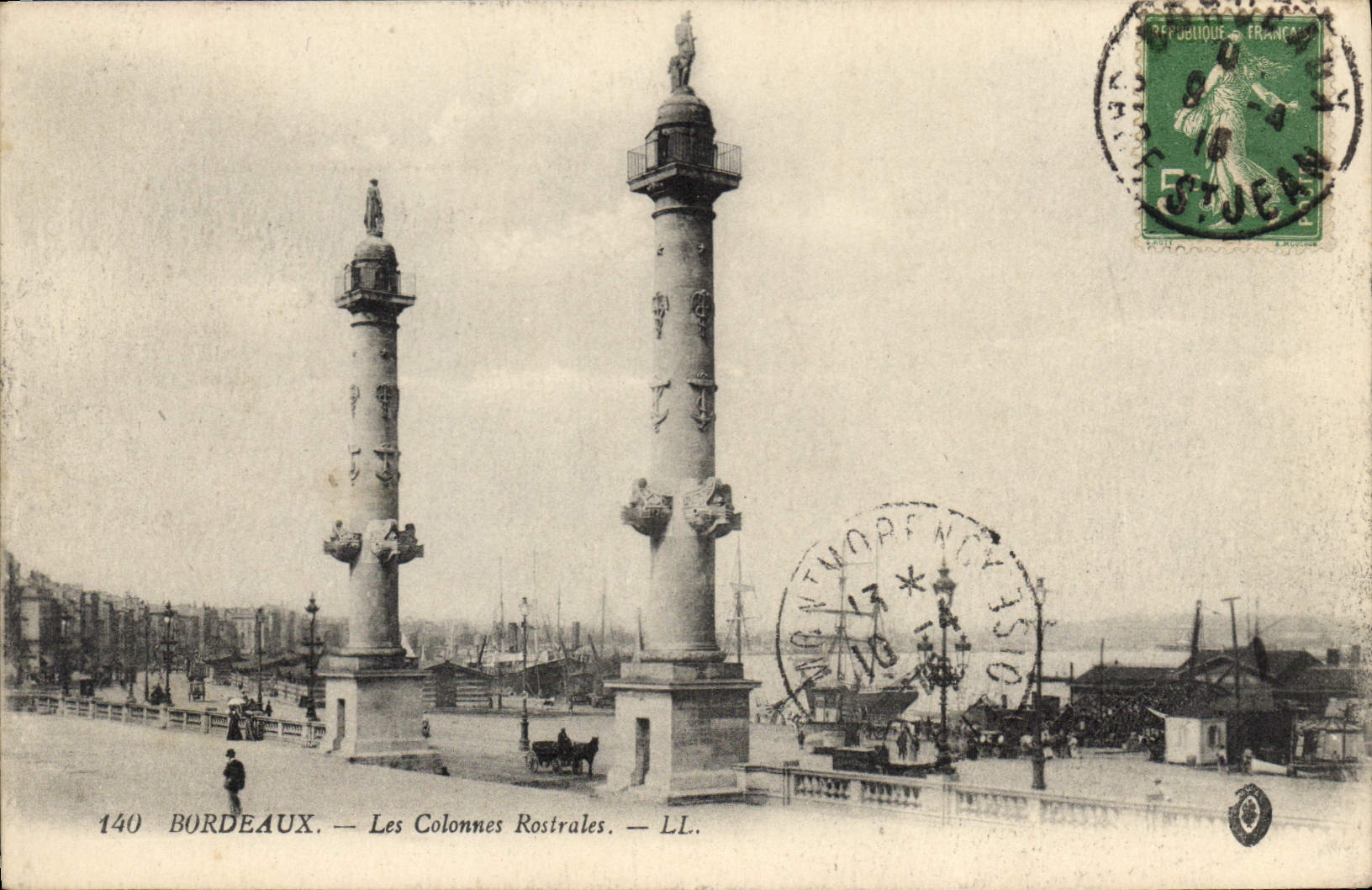 CPA Bordeaux Les Colonnes Rostrales 