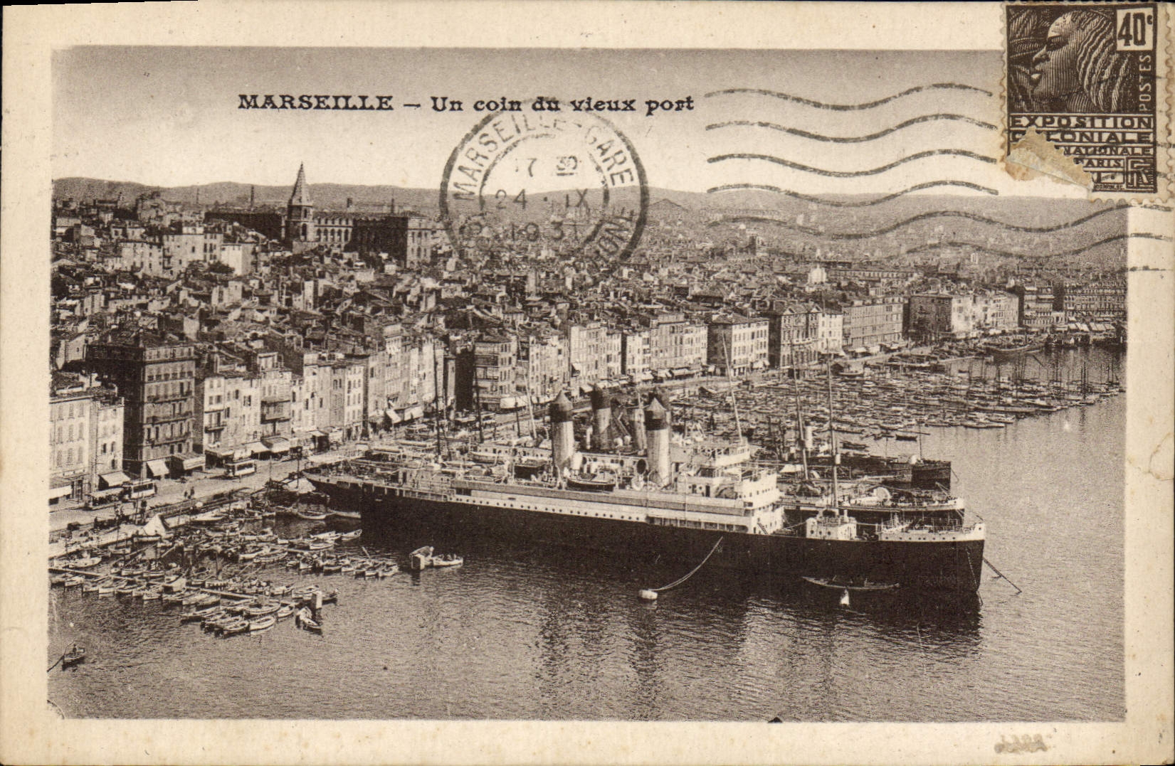 CPA Marseille Un coin du vieux port Bateaux
