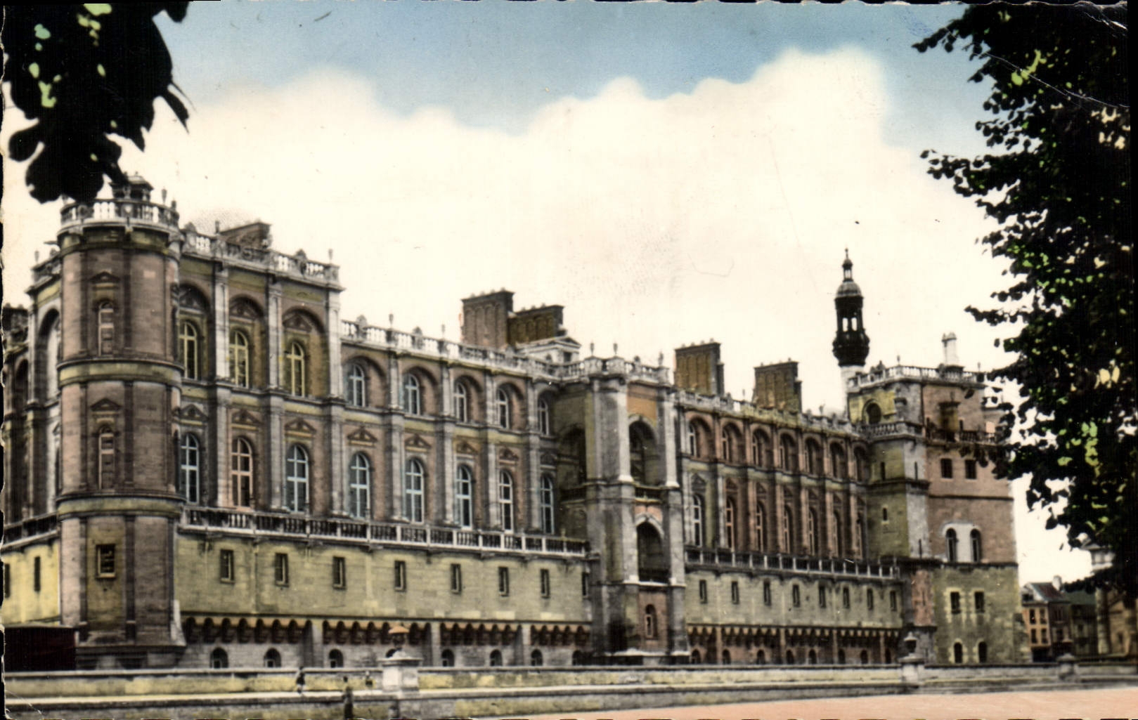 CPA Saint Germain en Laye Seine et Oise Le Chateau