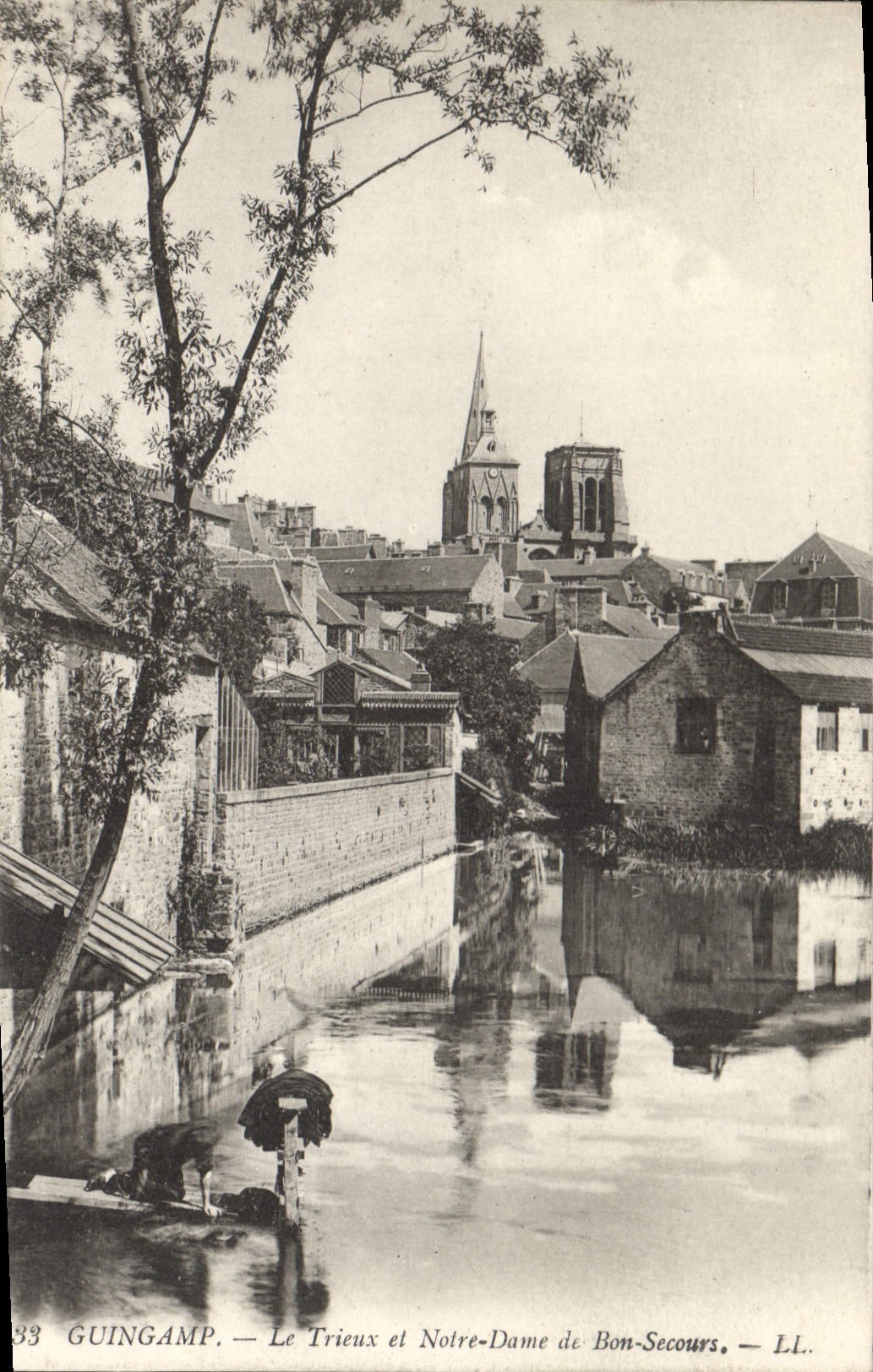 CPA Guingamp Le Trieux et Notre Dame de Bon Secours Lavandiere