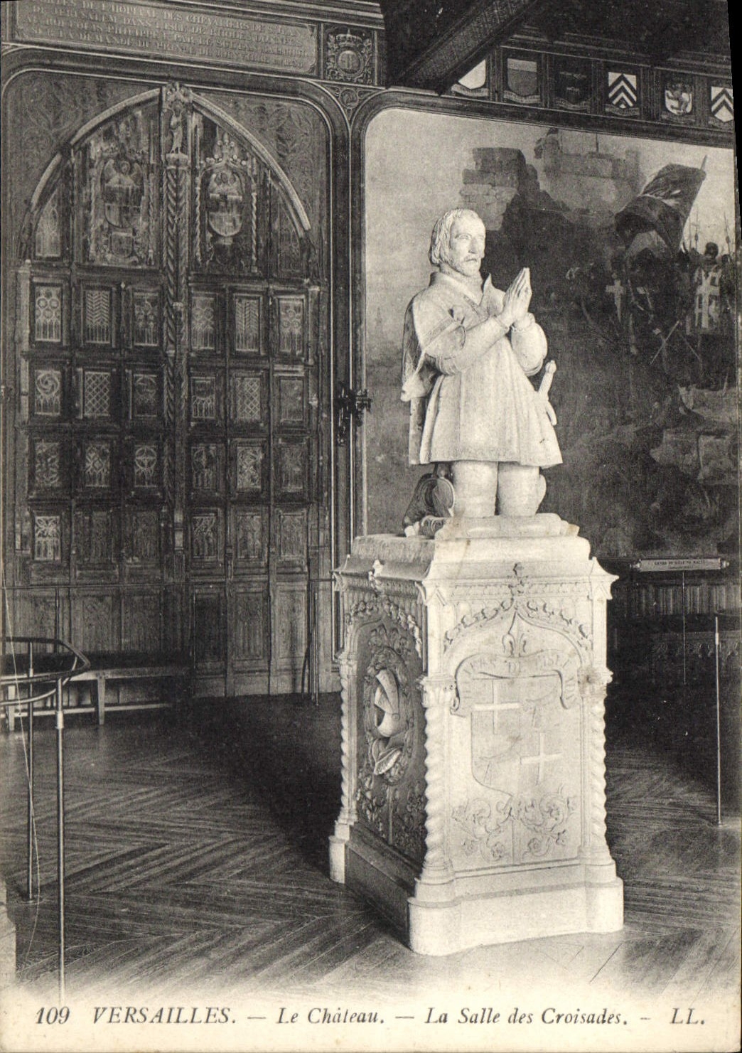 CPA Versailles Le Chateau La Salle des Croisades 