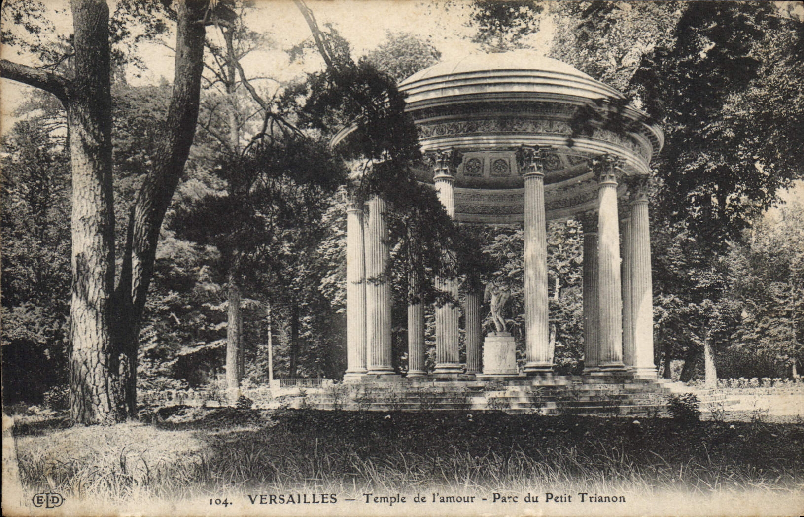 CPA Versailles Temple de l'amour Parc du Petit Trianon 