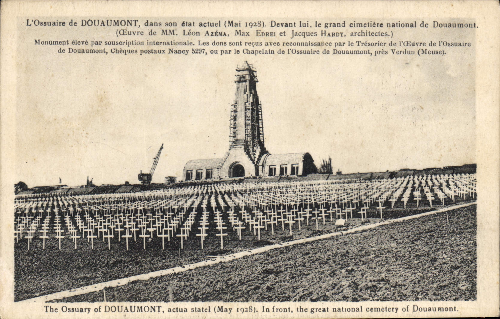 CPA L'Ossuaire de Douaumont dans son etat actuel 