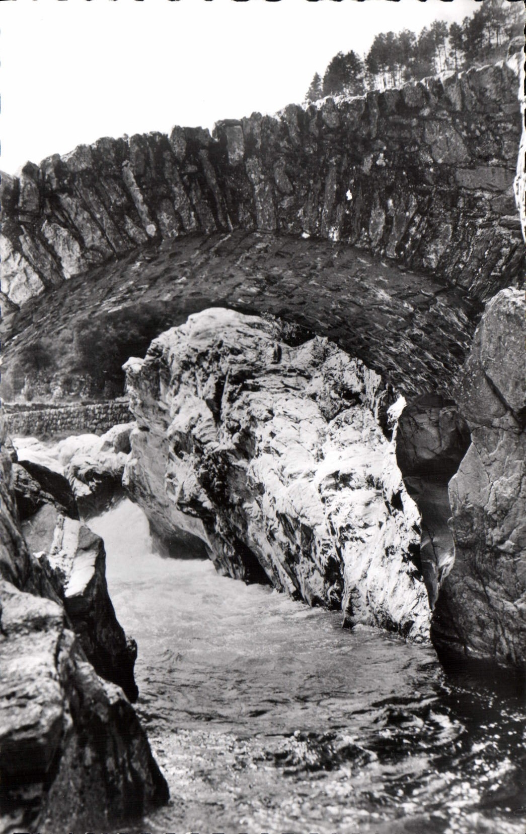 CPA Saint Jean du Gard Gard Le Pont de Soucy