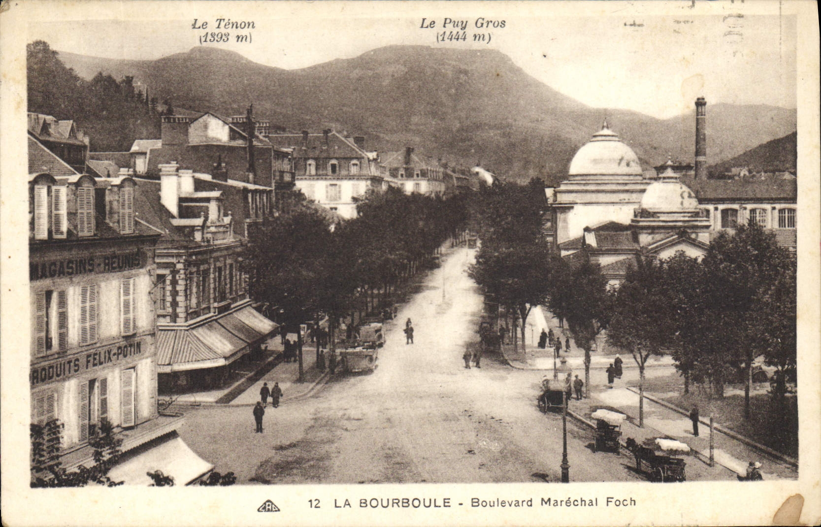 CPA La Bourboule Boulevard Marechal Foch