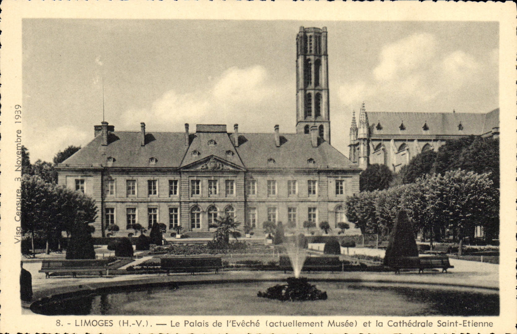 CPA Limoges HV Le Palais de l'Eveche et la Cathedrale Saint Etienne