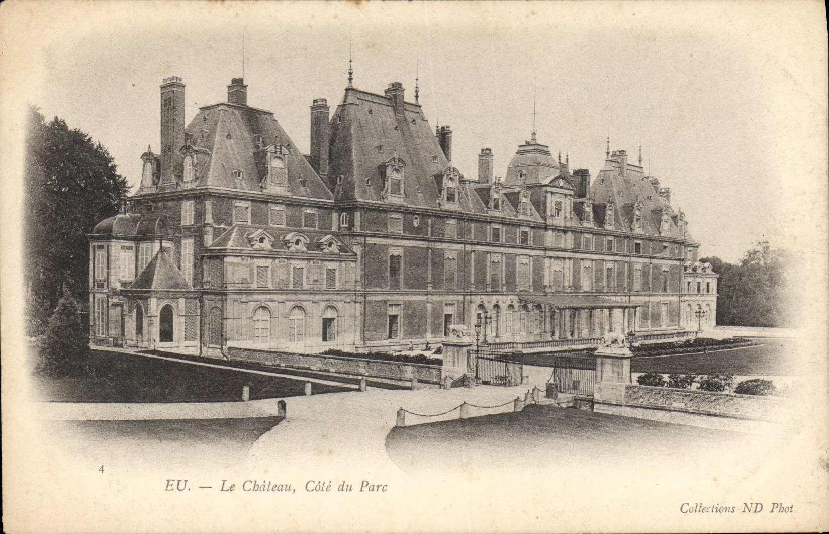 CPA Eu Le Chateau Cote du Parc 