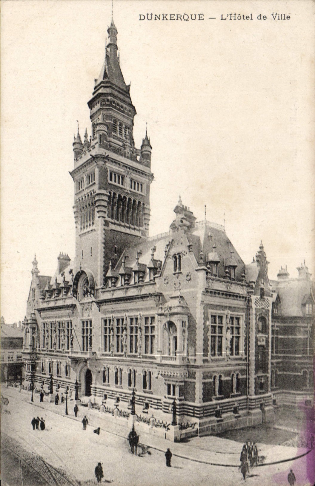CPA Dunkerque L'Hotel de Ville 