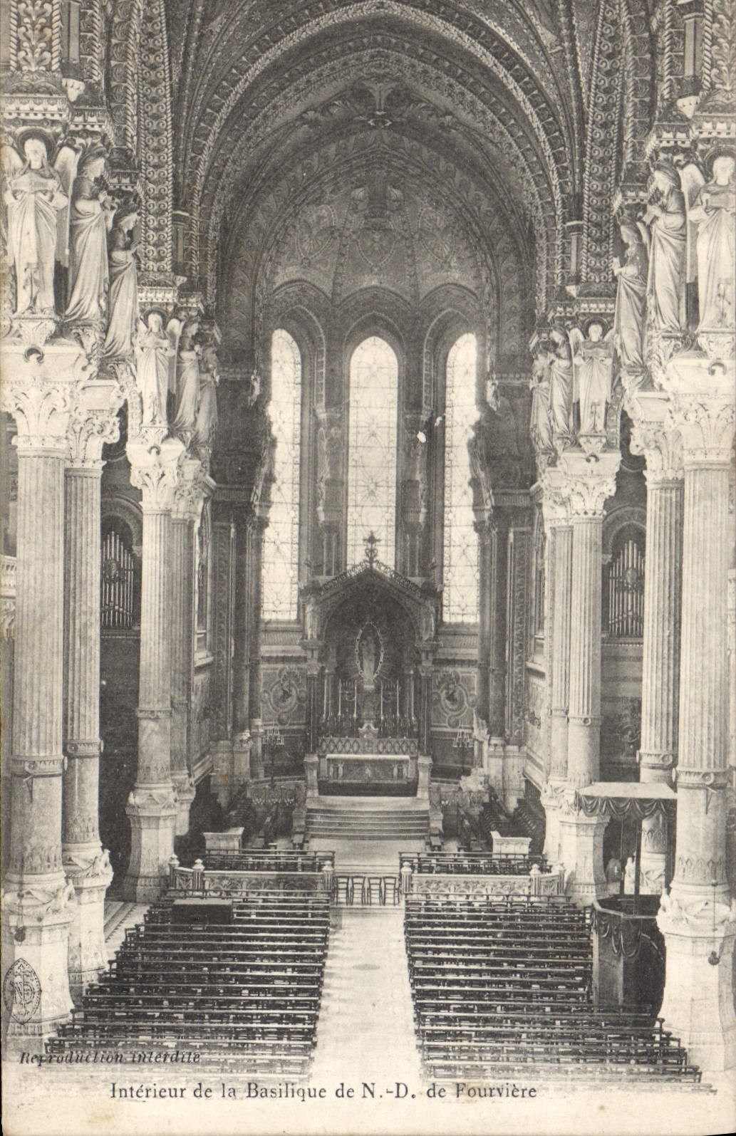 CPA Interieur de la Basilique de ND de Fourviere Lyon