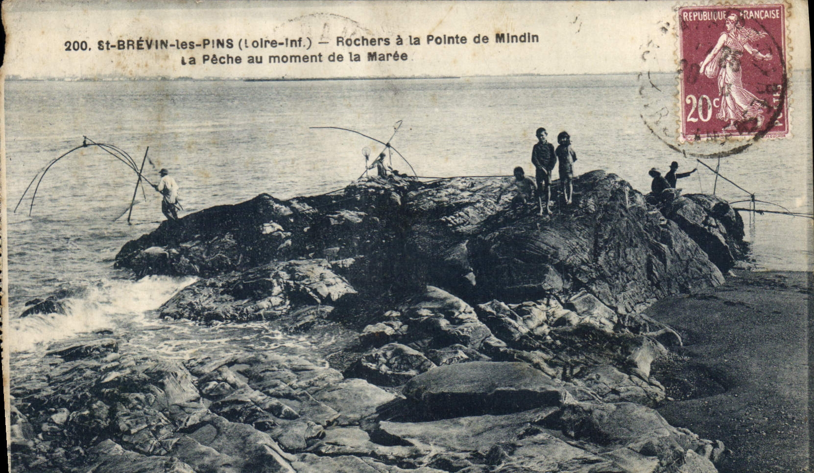 CPA St Brevin les Pins Loire Inf Rochers a la Pointe de Mindin La Peche au moment de la Maree