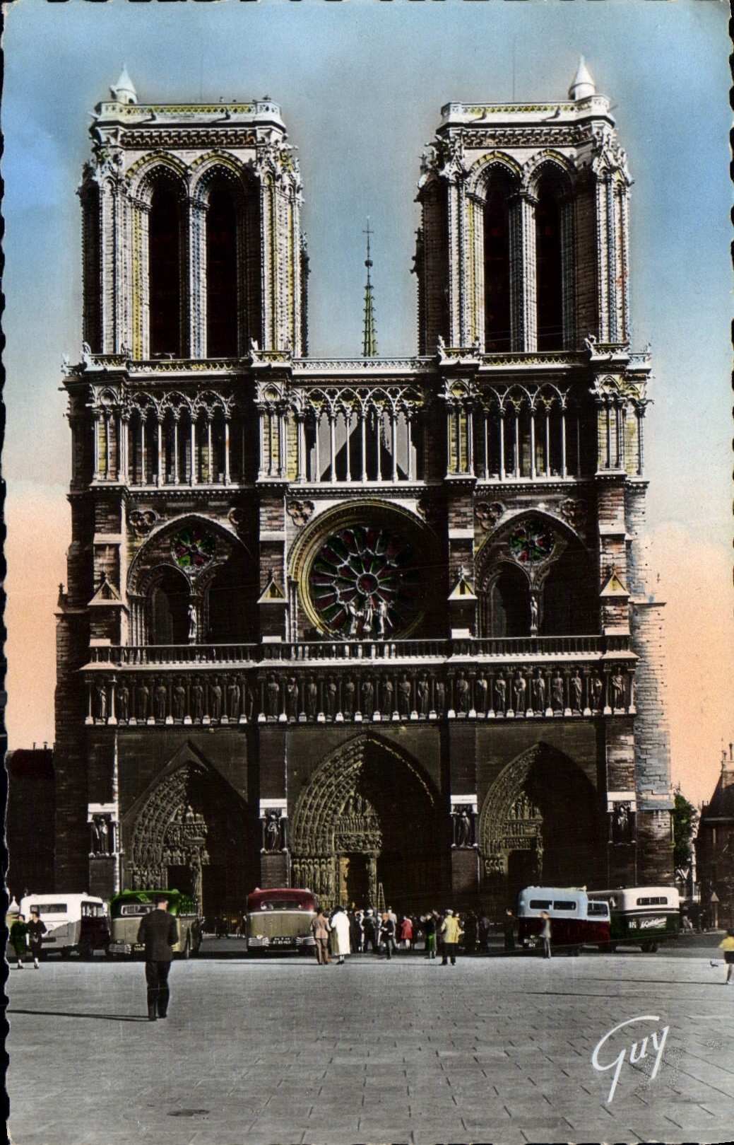 CPA Paris et ses Merveilles Cathedrale Notre Dame