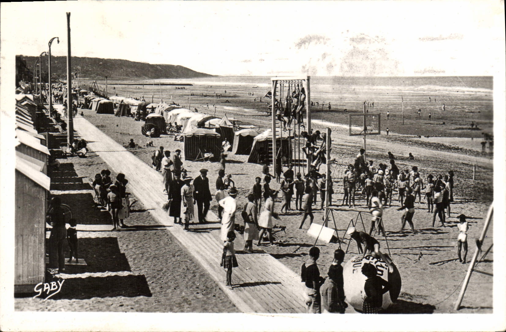 CPA Blonville sur Mer Calvados La Plage 