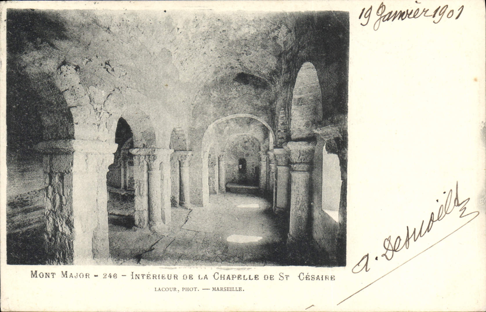 CPA Mont Major Interieur de la Chapelle de St Cesaire