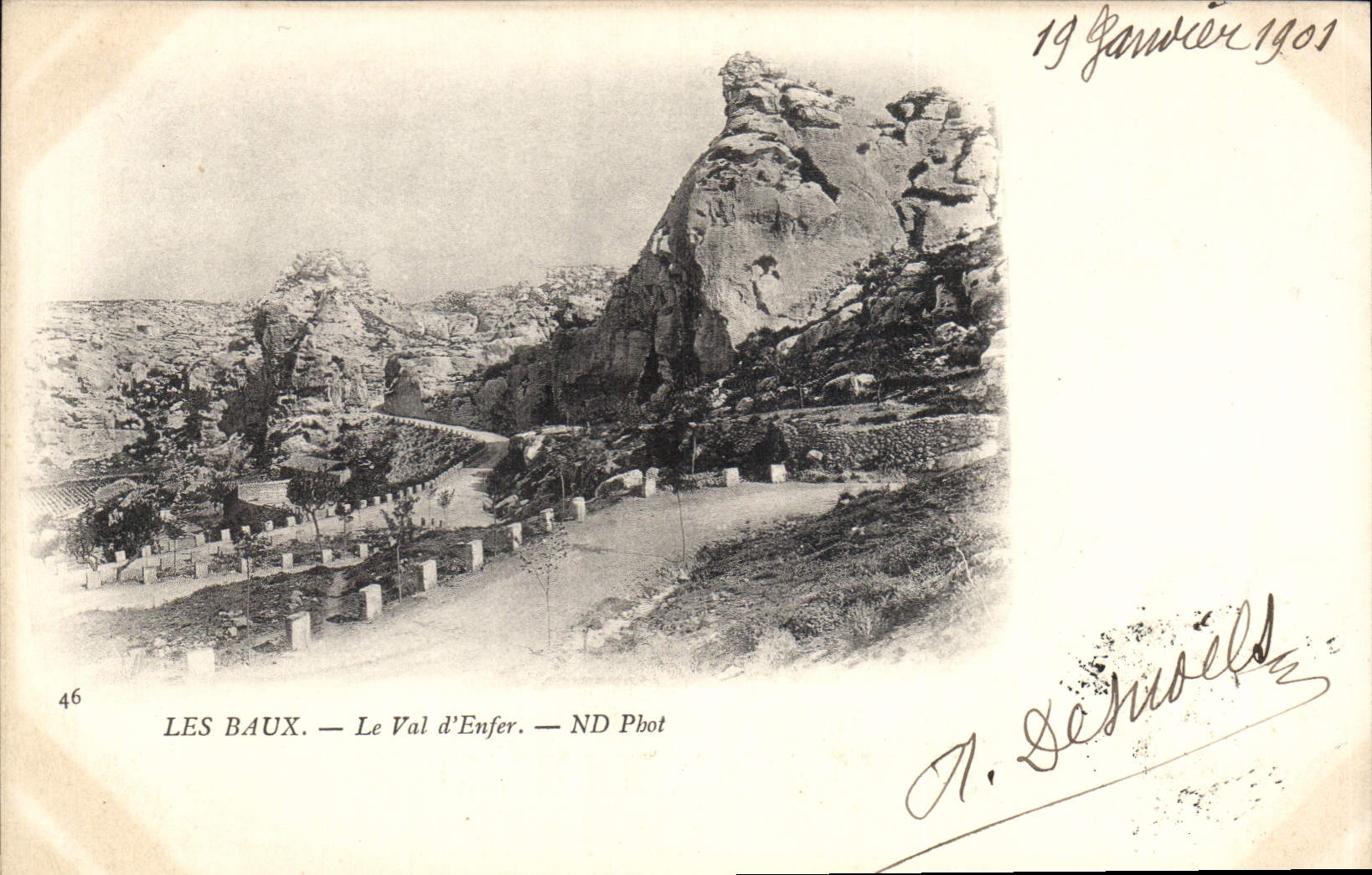 CPA Les Baux le Val d'Enfer 