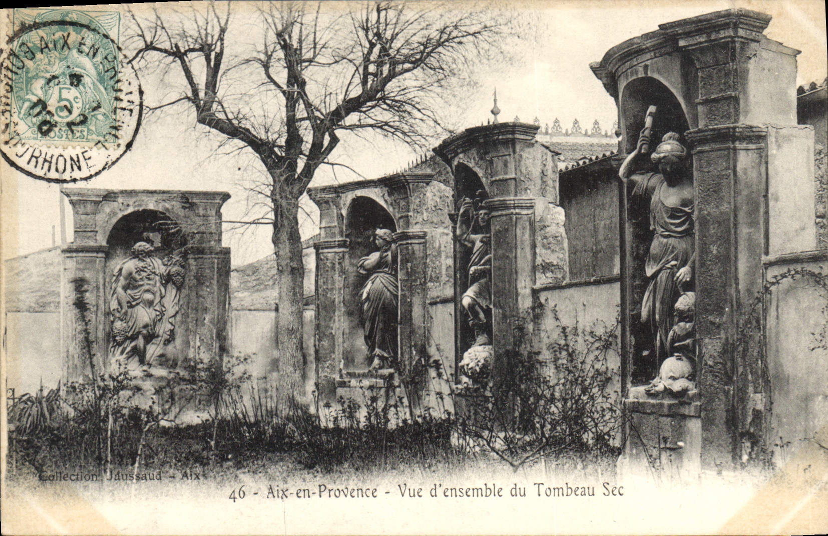 CPA Aix en Provence vue d'ensemble du Tombeau Sec 