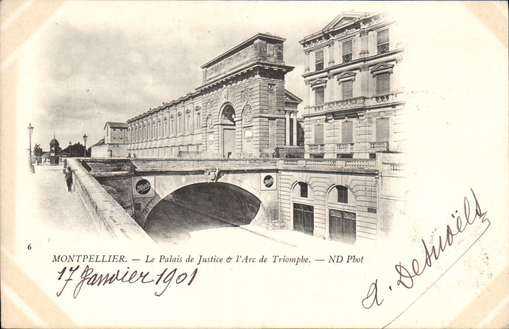 CPA Montpellier le Palais de justice et l'Arc de Triomphe 