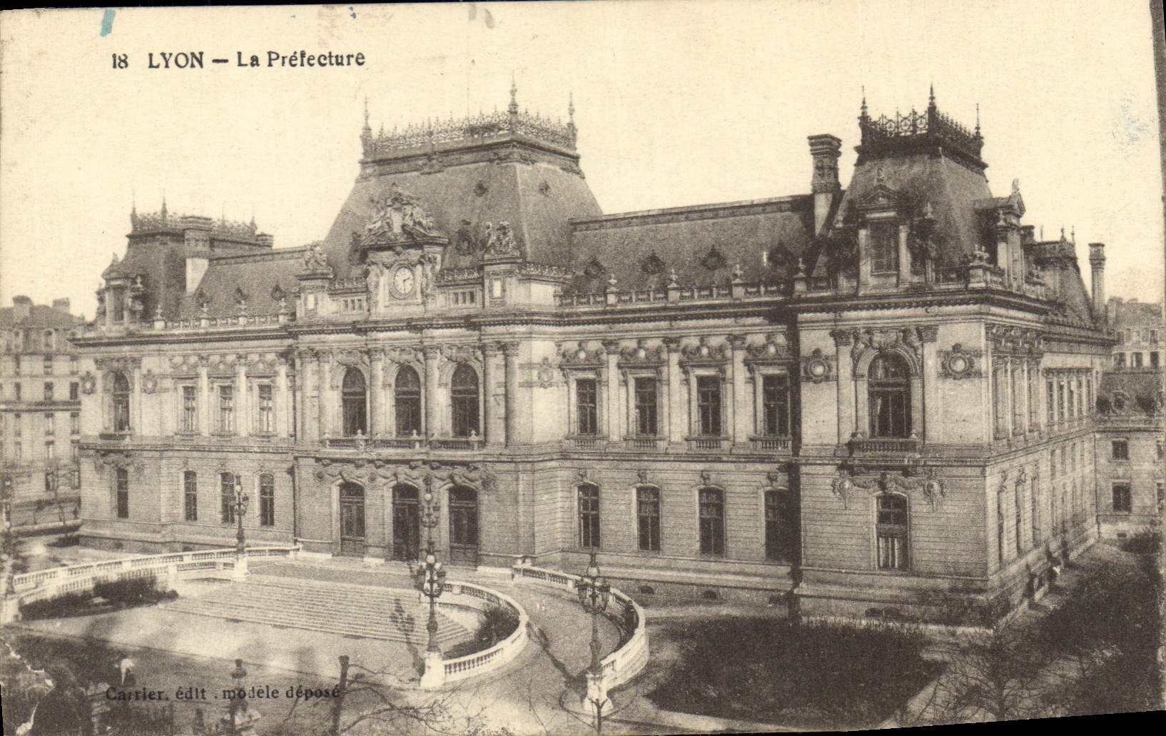 CPA Lyon la Prefecture 