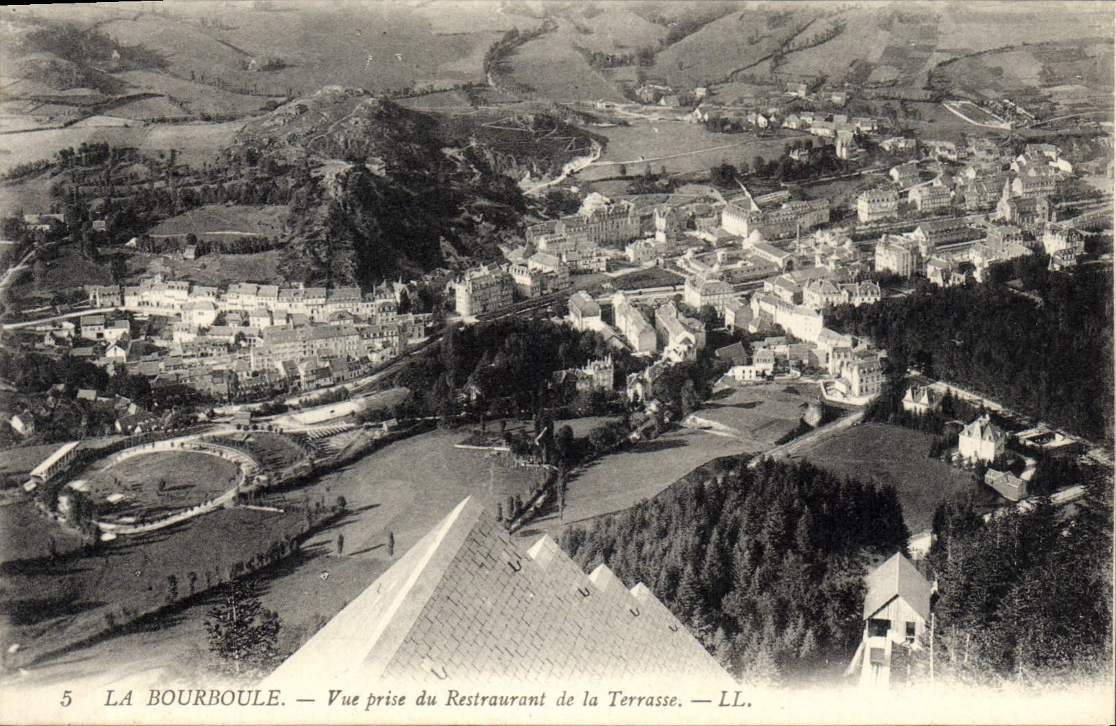 CPA La Bourboule vue prise du restaurant de la Terrasse