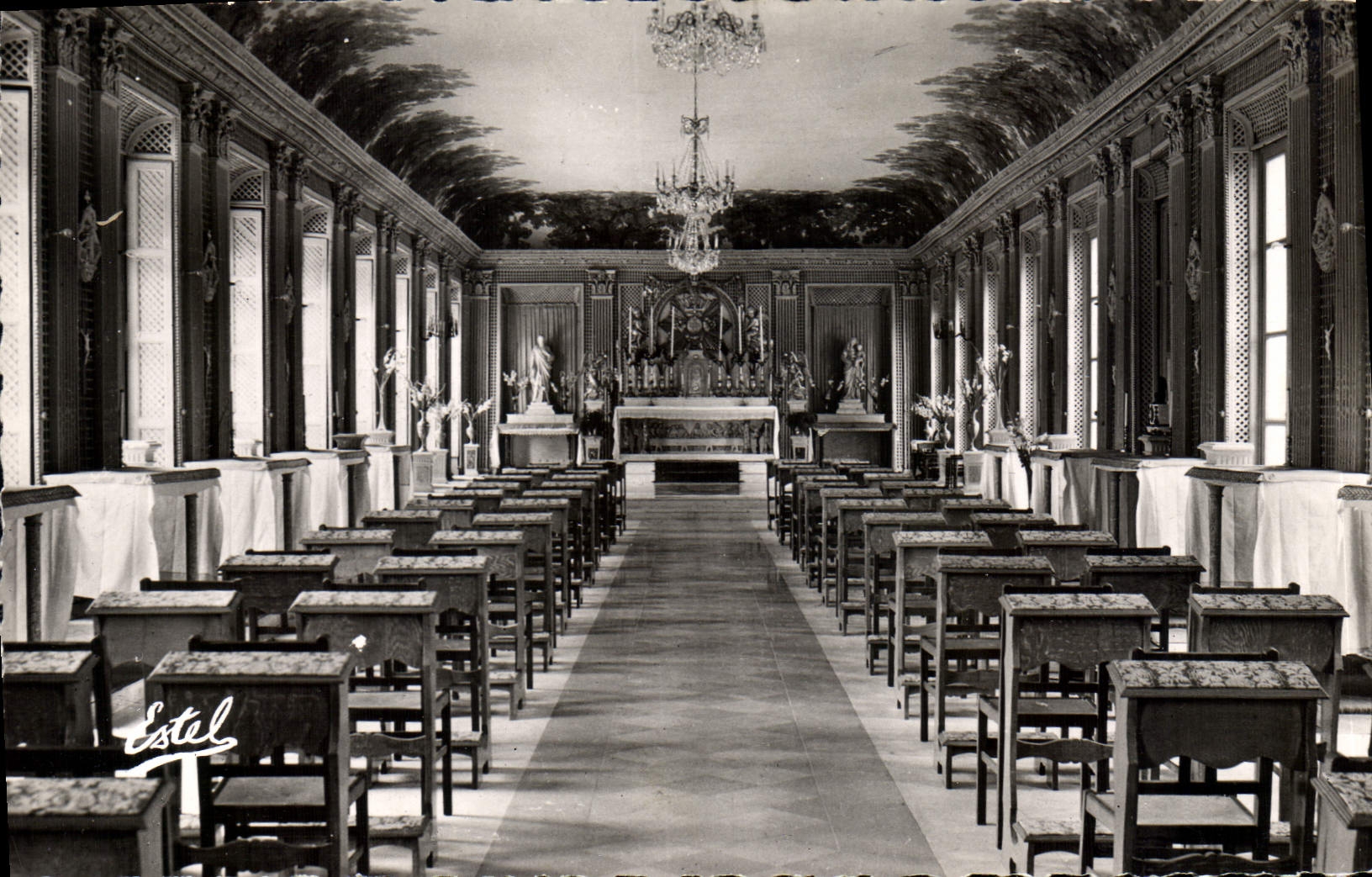 CPA Hanneucourt S et O la Chapelle du chateau 