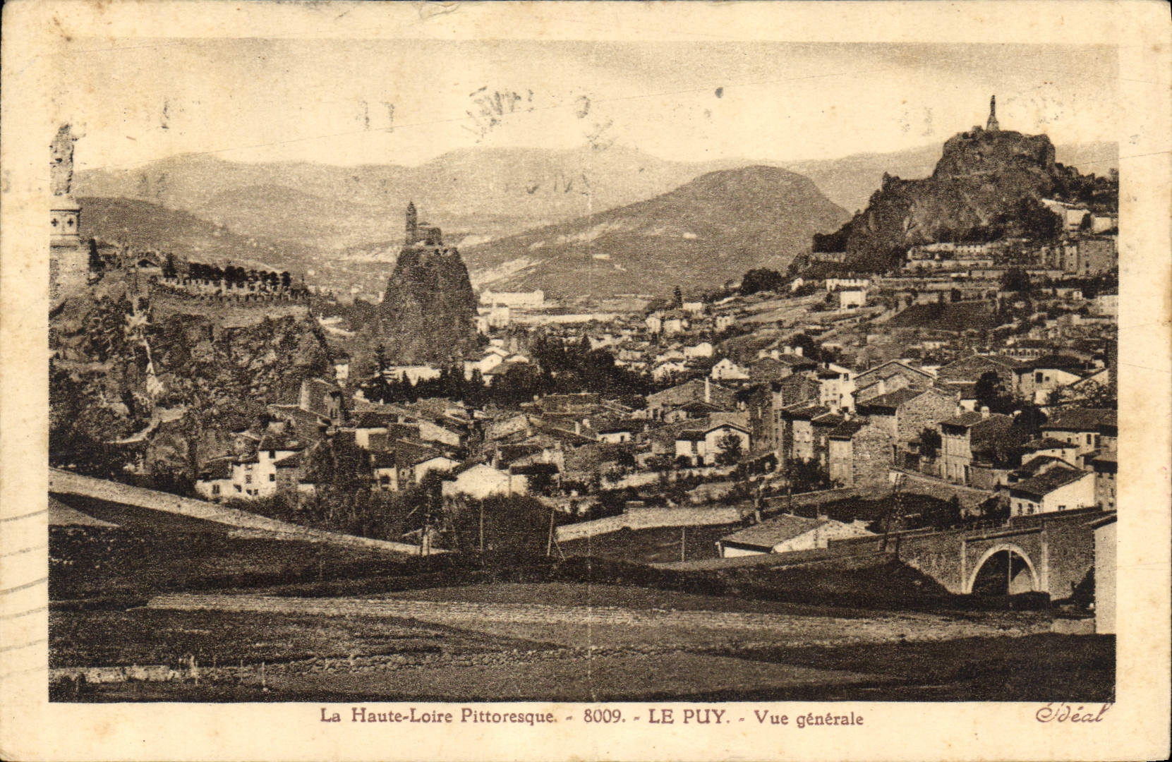 CPA Le Haute Loire Pittoresque le Puy vue generale 