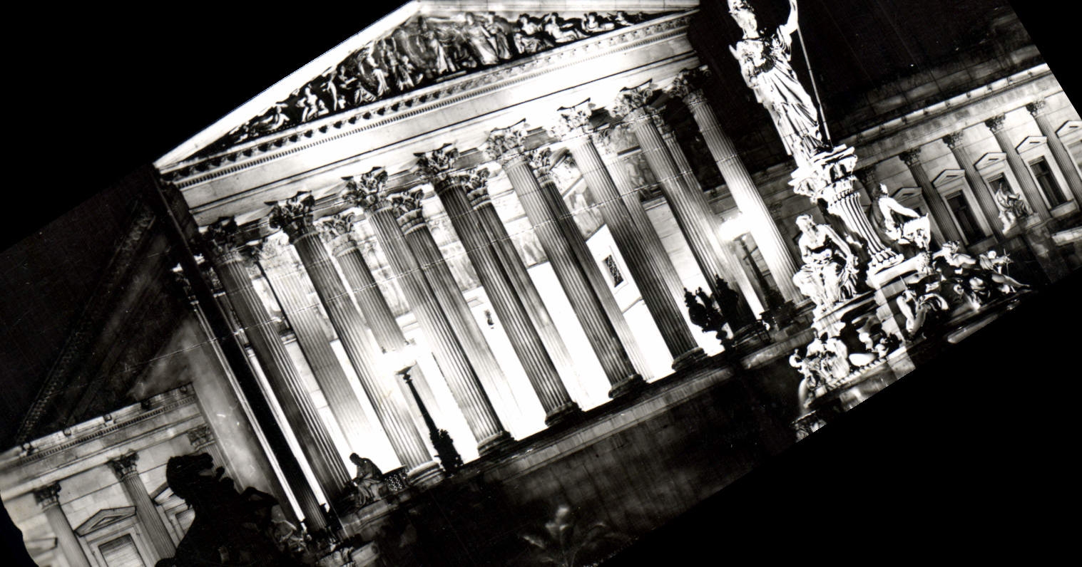 CPA Wien bei Nacht Parlement