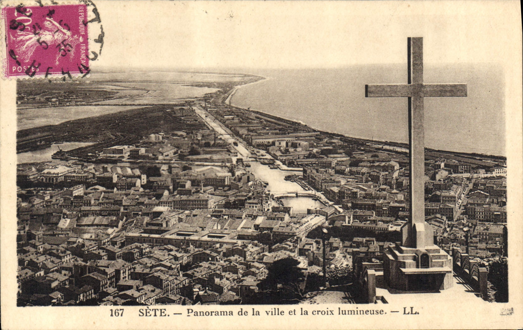 CPA Sete Panorama de la ville et la croix lumineuse