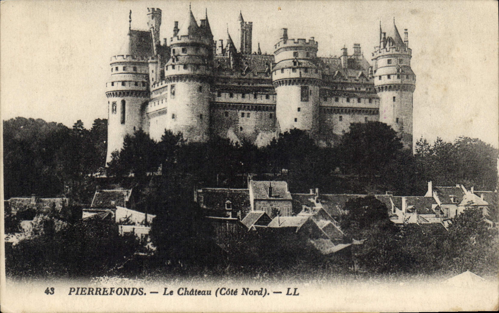CPA Pierrefonds Le Chateau Cote Nord 