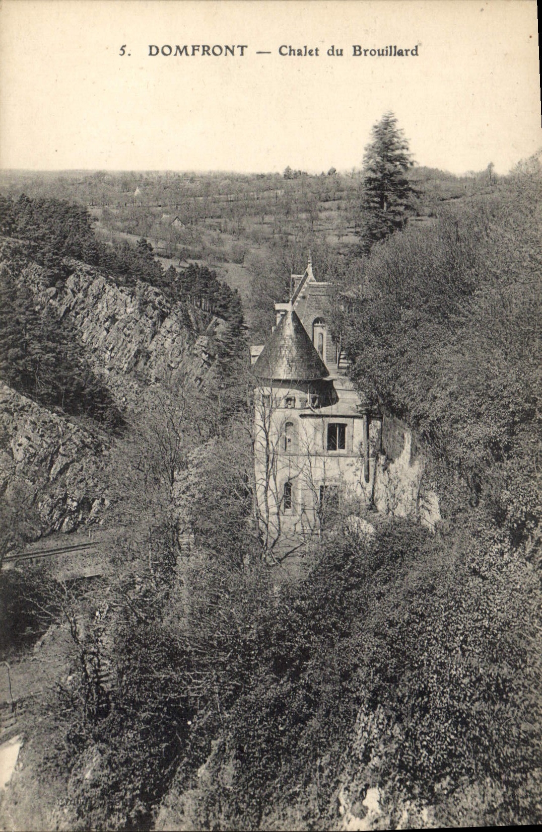 CPA Domfront Chalet du Brouillard 