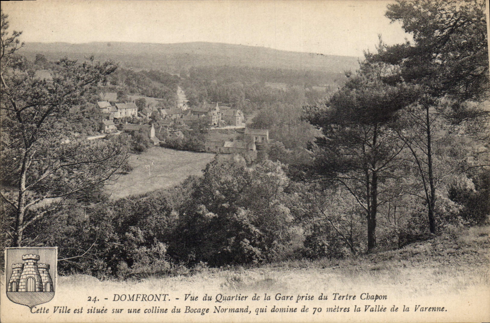 CPA Domfront Vue du Quartier de la Gare prise du Tertre Chapon 