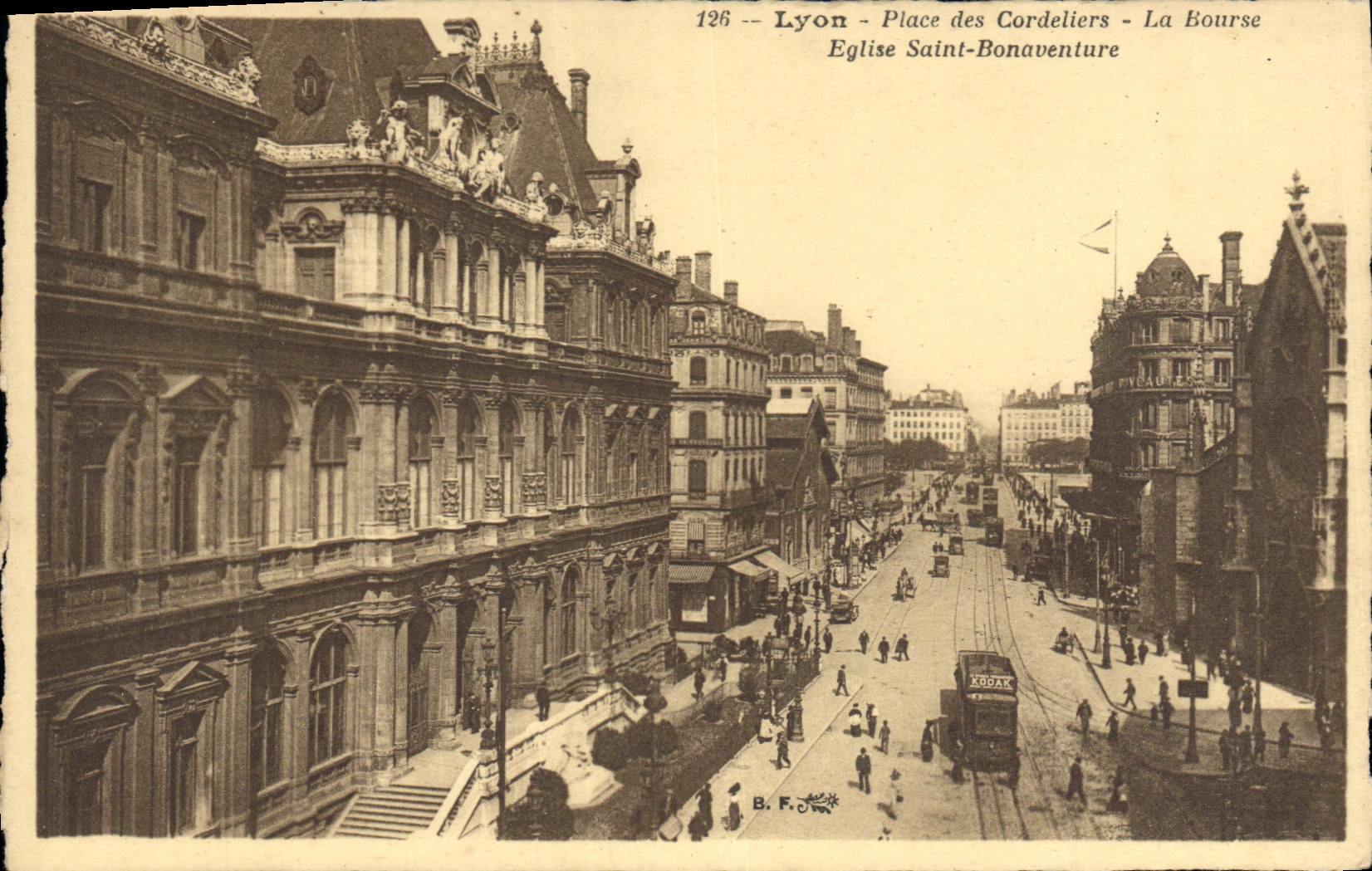 CPA Lyon Place de Cordeliers La Bourse Eglise Saint Bonaventure