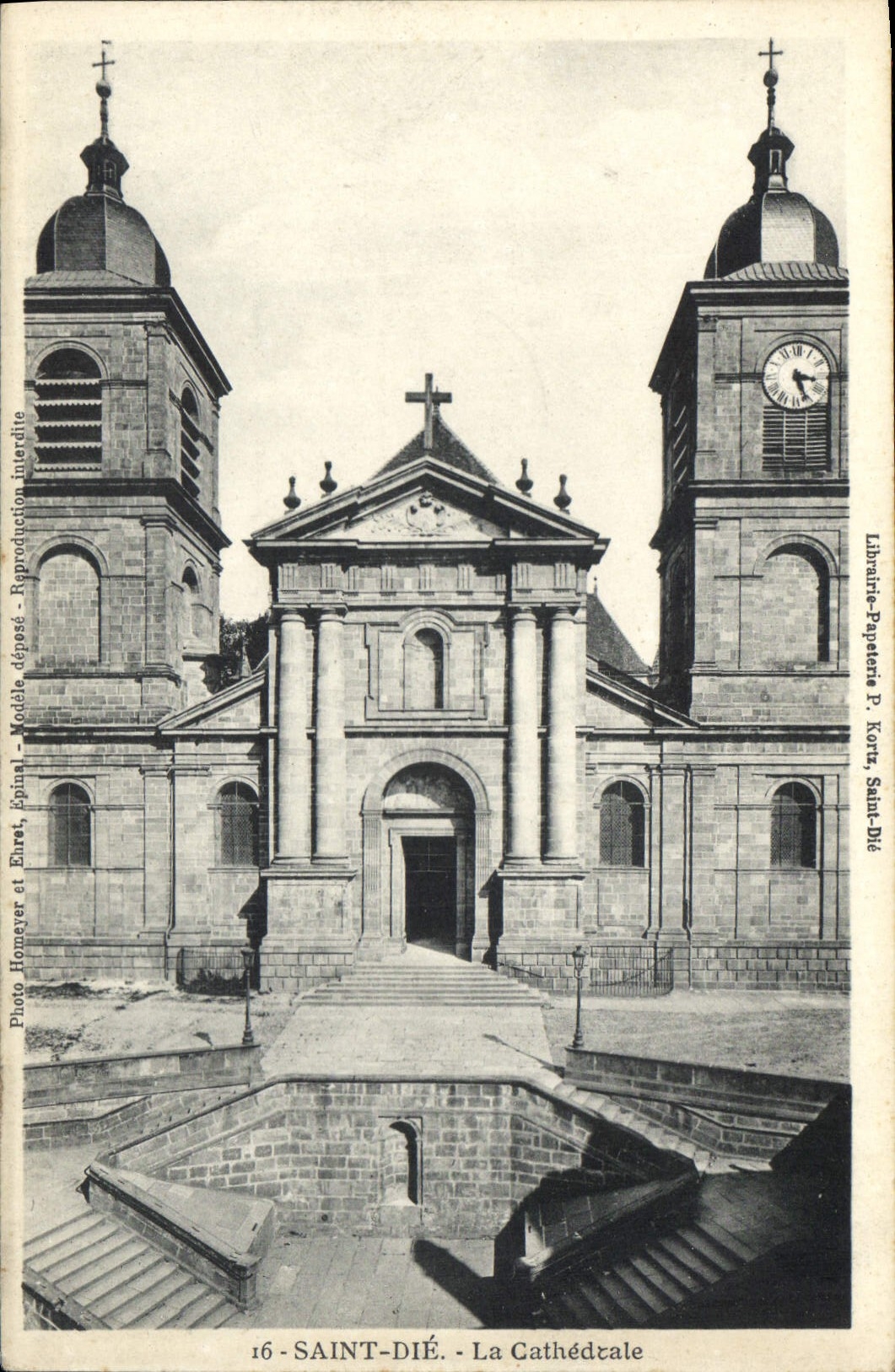 CPA Saint Die La Cathedrale 
