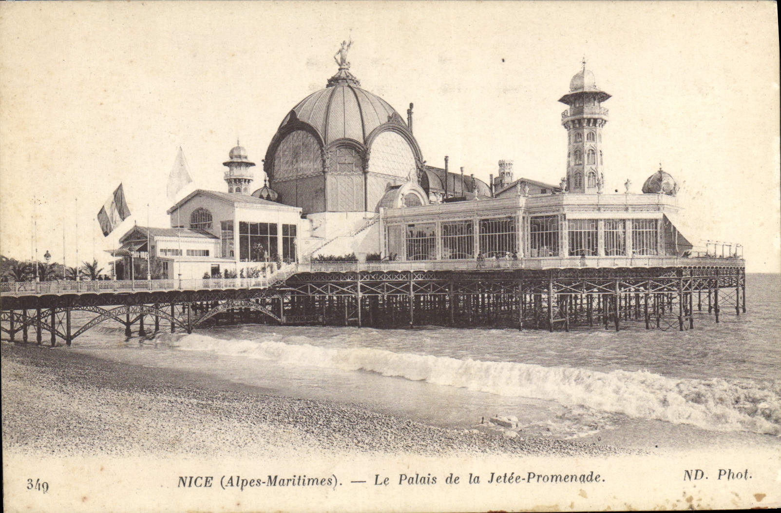 CPA Nice Alpes Maritimes Le Palais de la Jetee Promenade