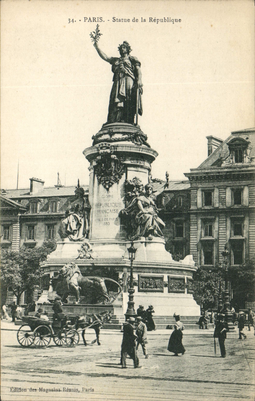 CPA Paris Statue de la Republique 