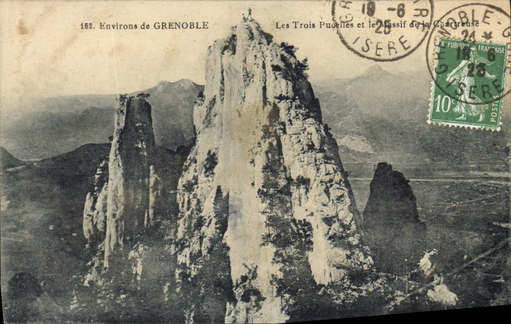 CPA Environs de Grenoble Les Trois Puoelles 