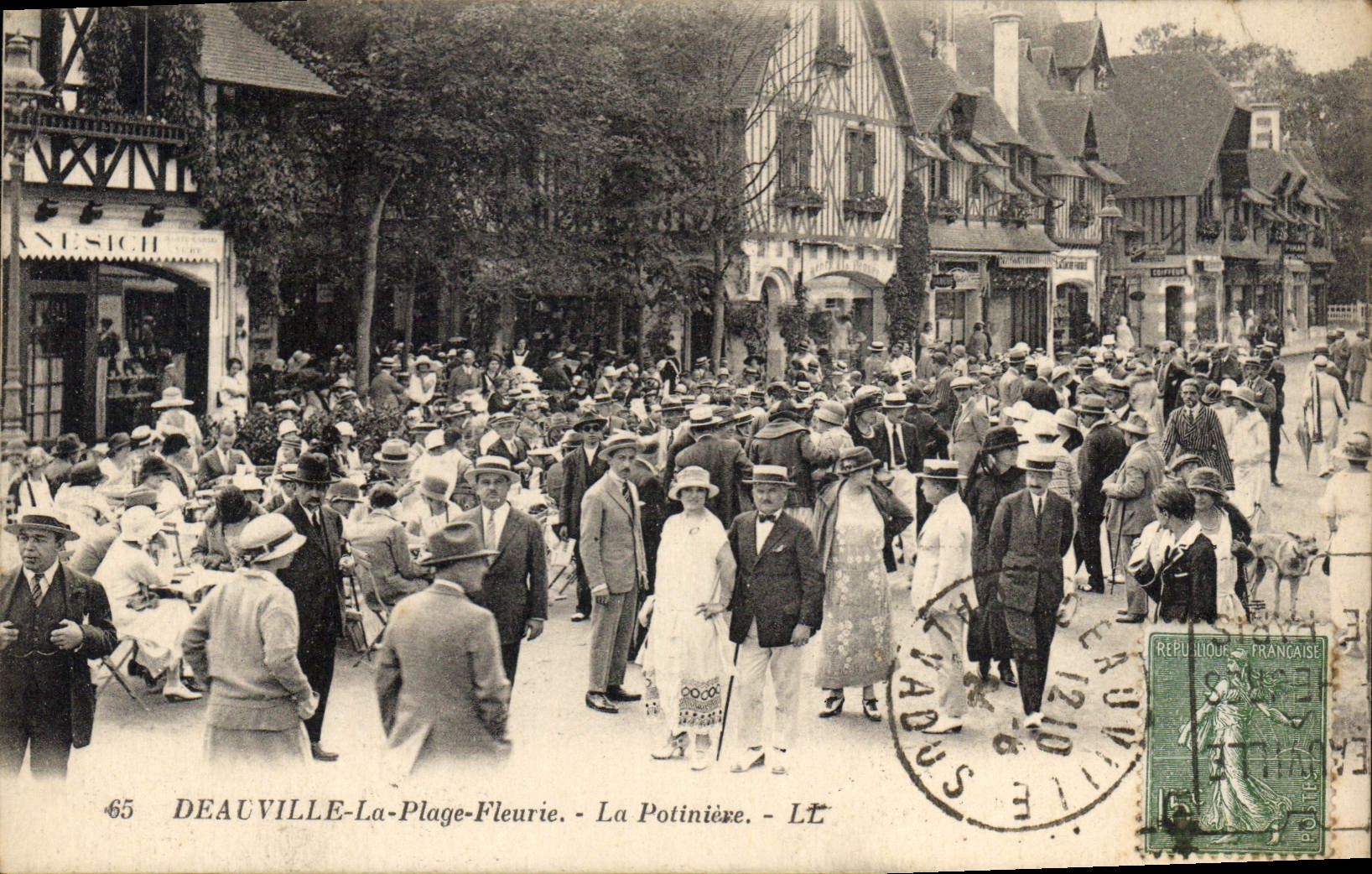 CPA Deauville La Plage Fleurie La Potiniere