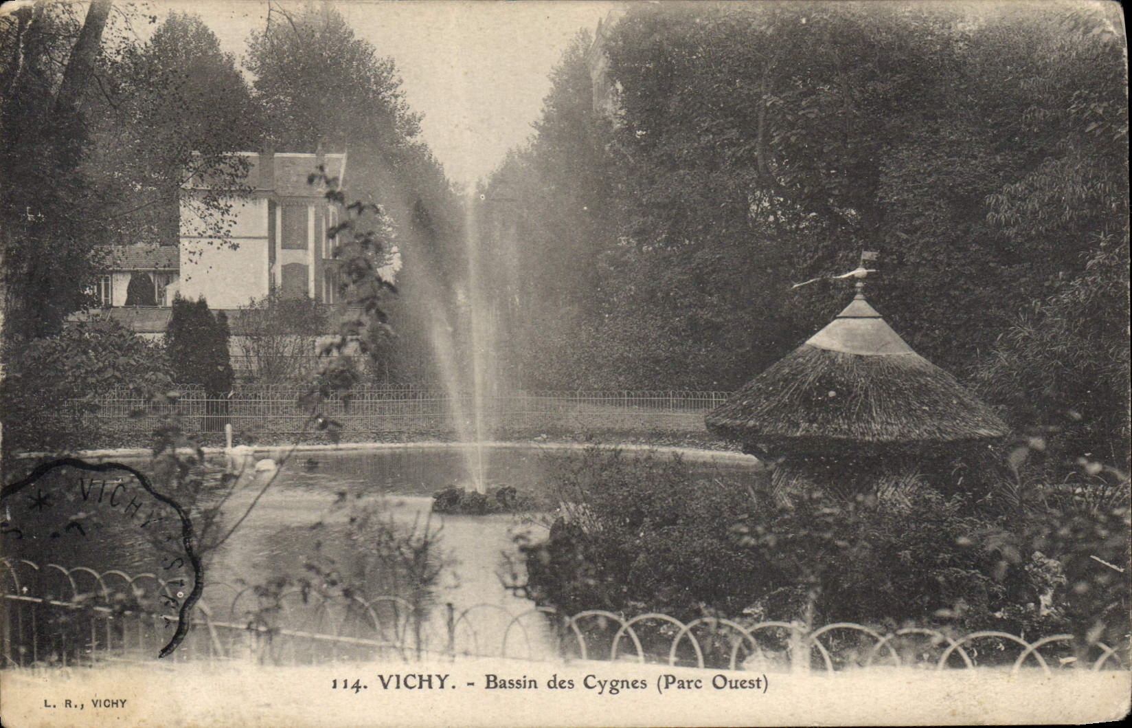 CPA Vichy Bassin des Cygnes Parc Ouest 