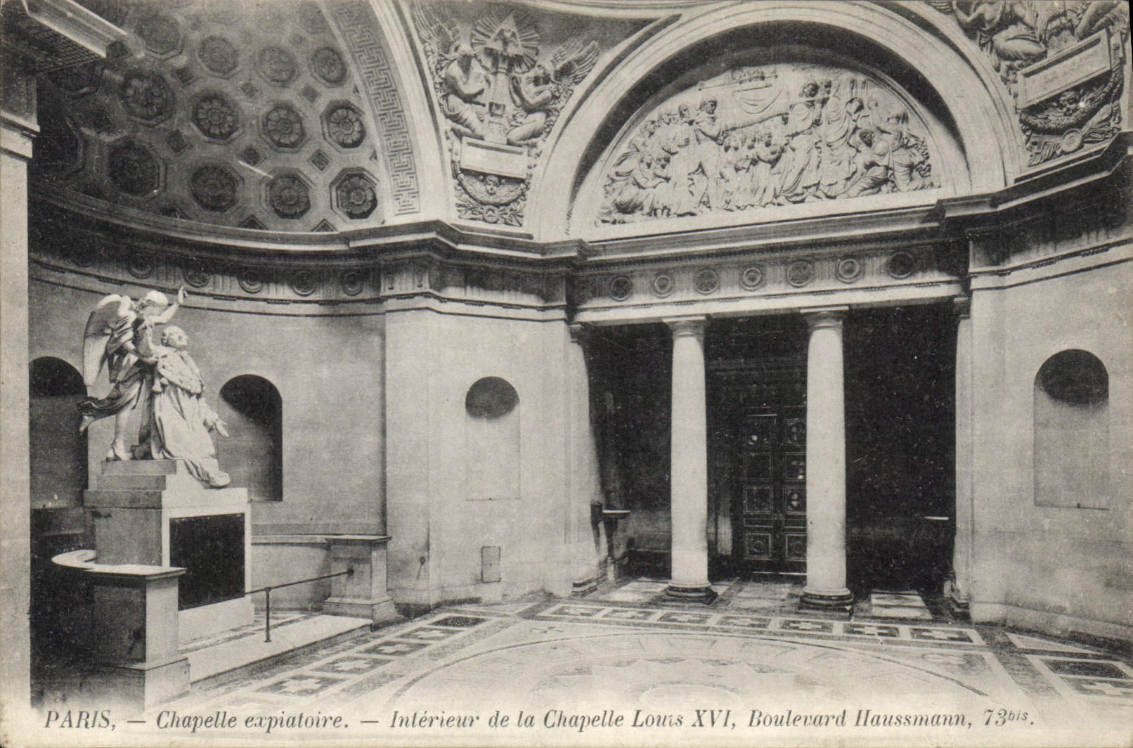 CPA Paris Chapelle expiatoire Interieur de la Chapelle Louis XVI Boulevard Haussmann