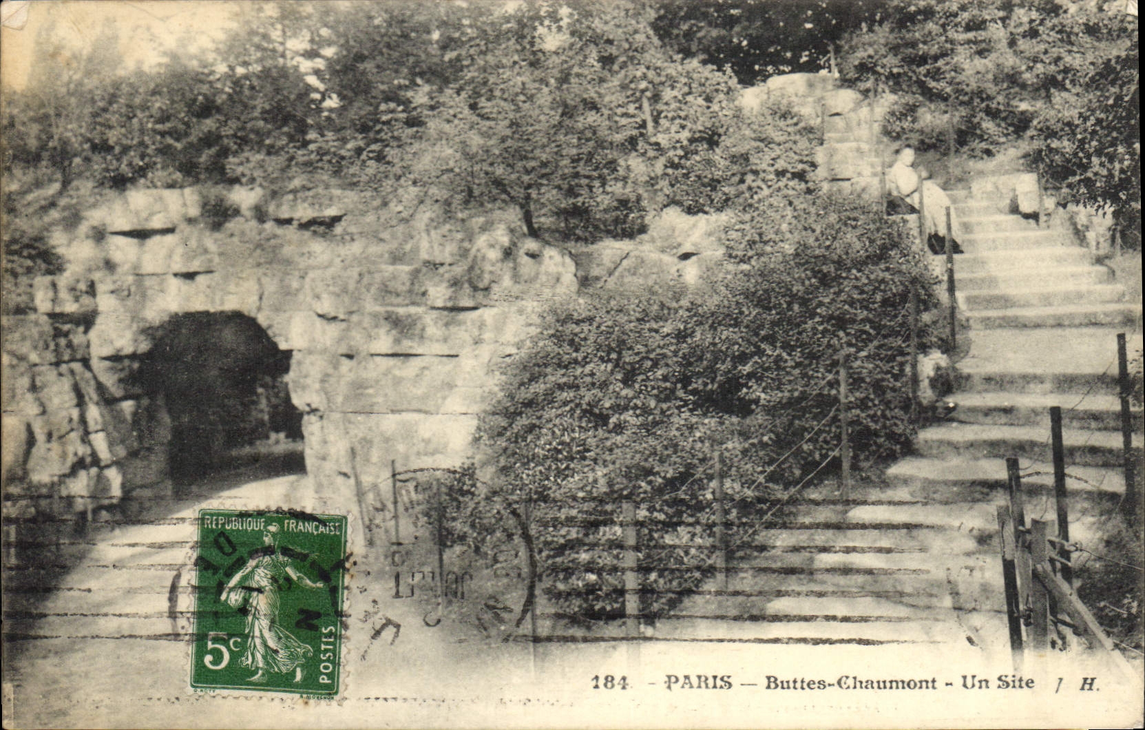 CPA Paris Buttes Chaumont Un Site 