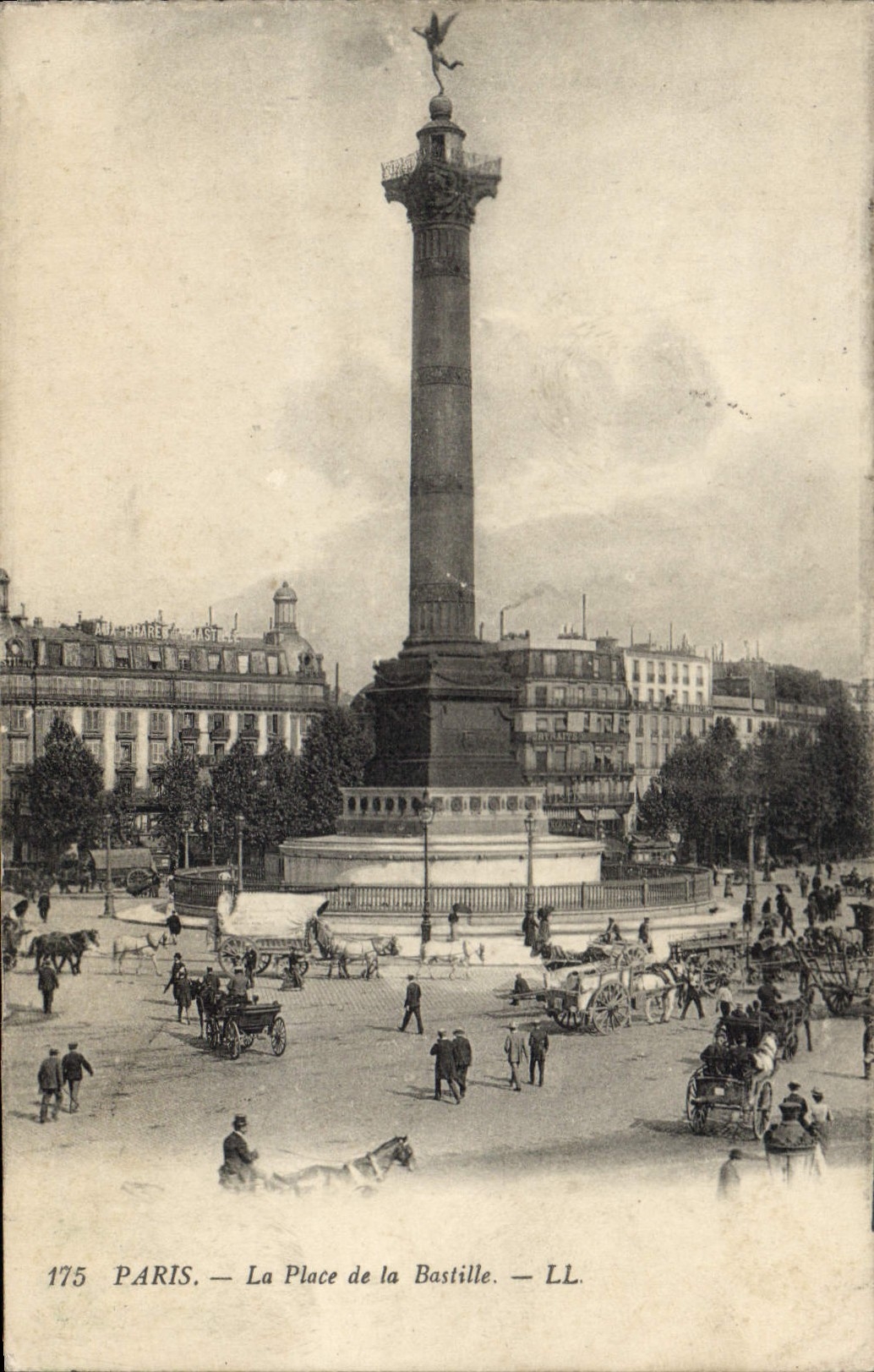 CPA Paris La Place de la Bastille 