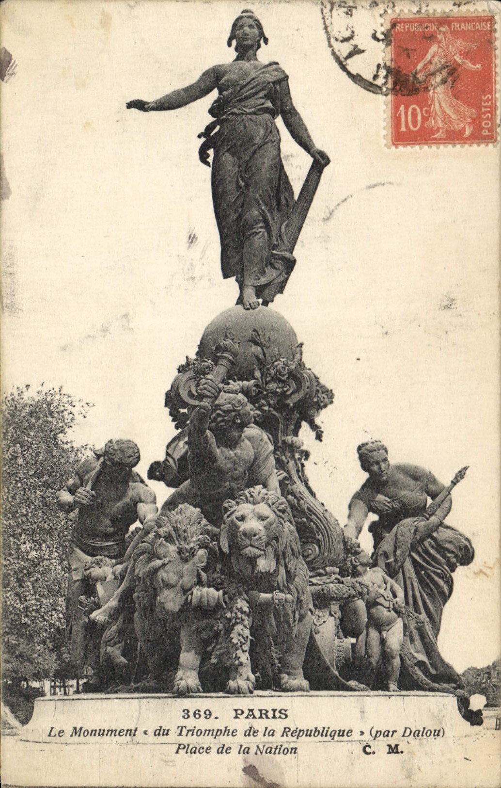 CPA Paris Le Monument du Triomphe de la Republique par Dalou Place de la Nation 